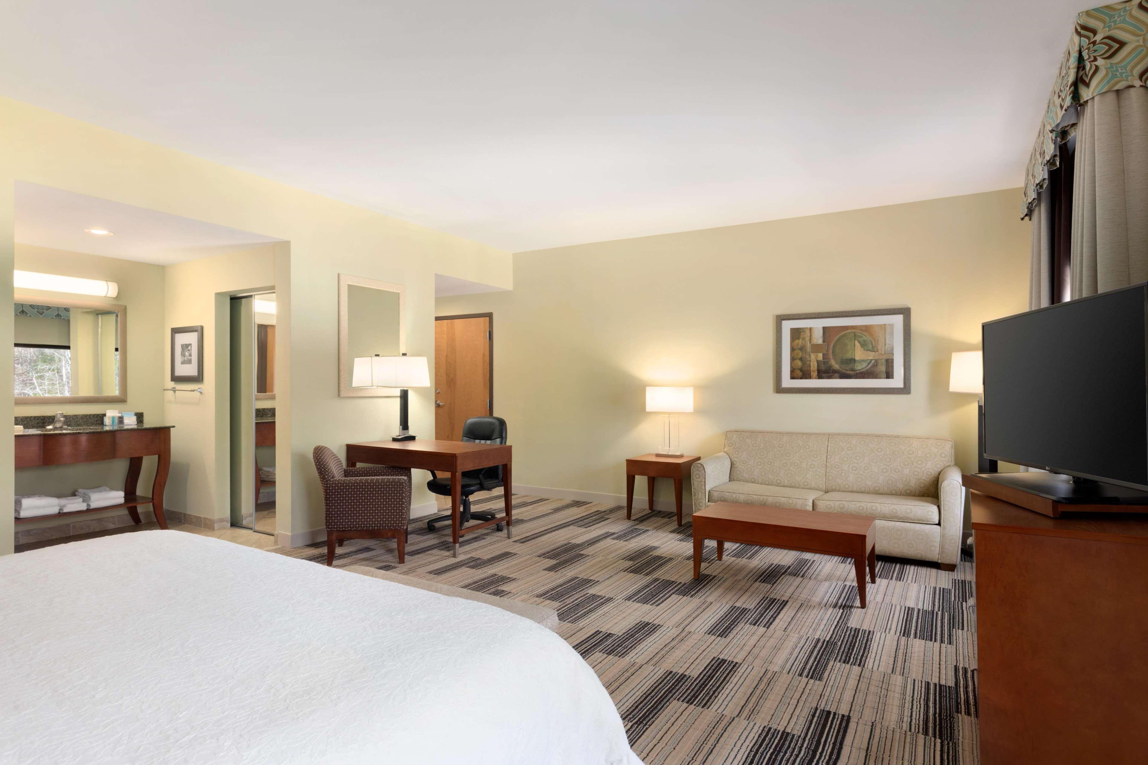 Hampton Inn & Suites Birmingham Airport Area Irondale Buitenkant foto