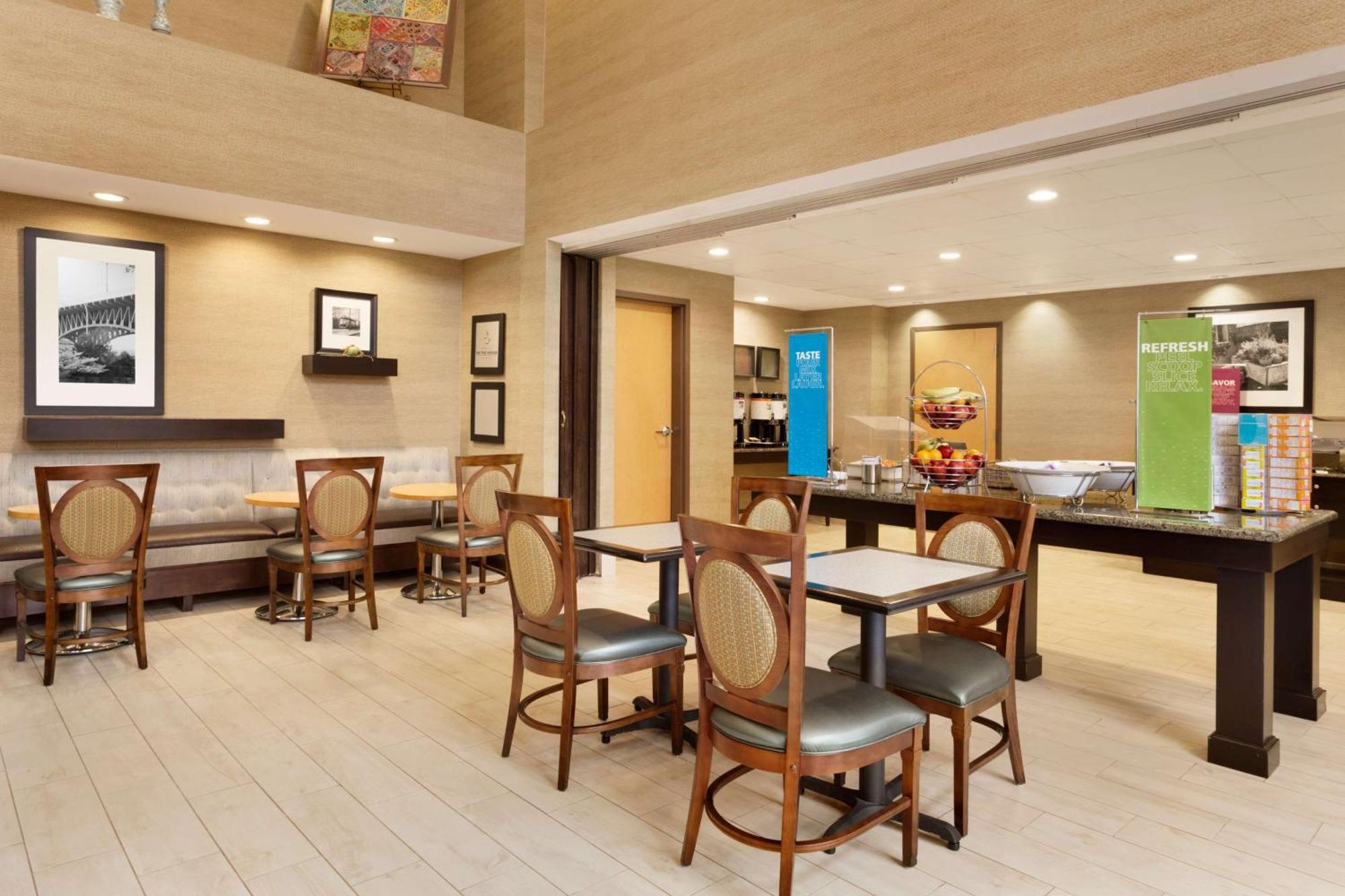 Hampton Inn & Suites Birmingham Airport Area Irondale Buitenkant foto