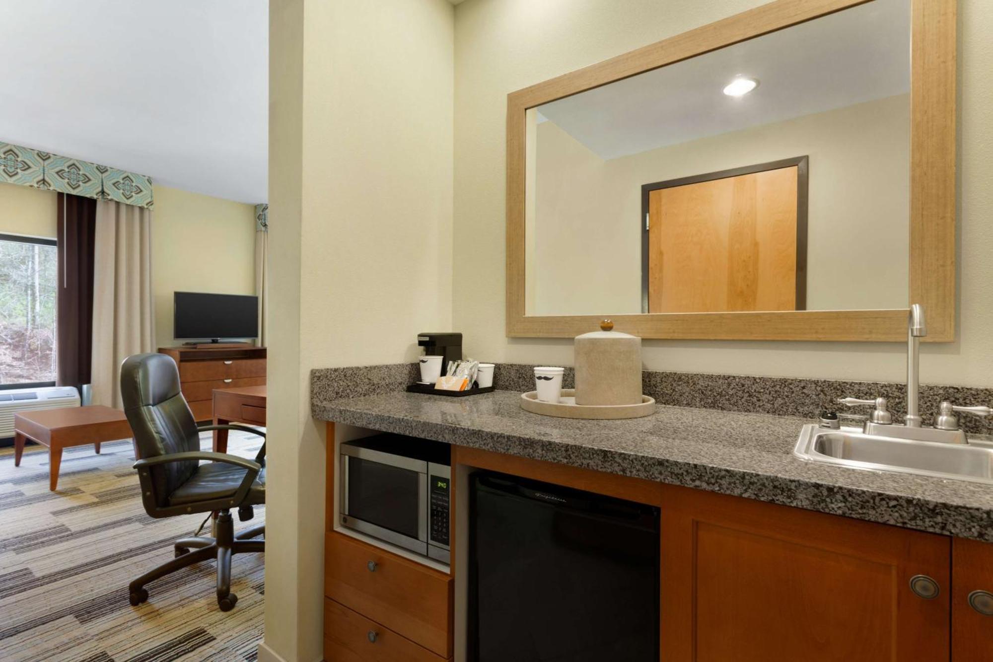 Hampton Inn & Suites Birmingham Airport Area Irondale Buitenkant foto