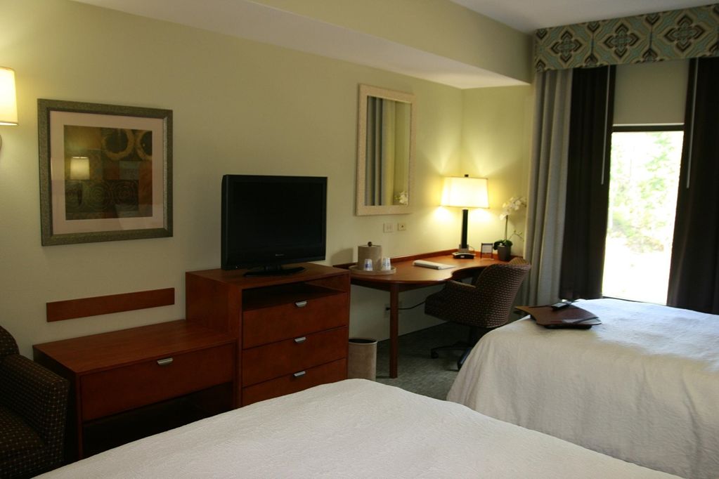 Hampton Inn & Suites Birmingham Airport Area Irondale Kamer foto