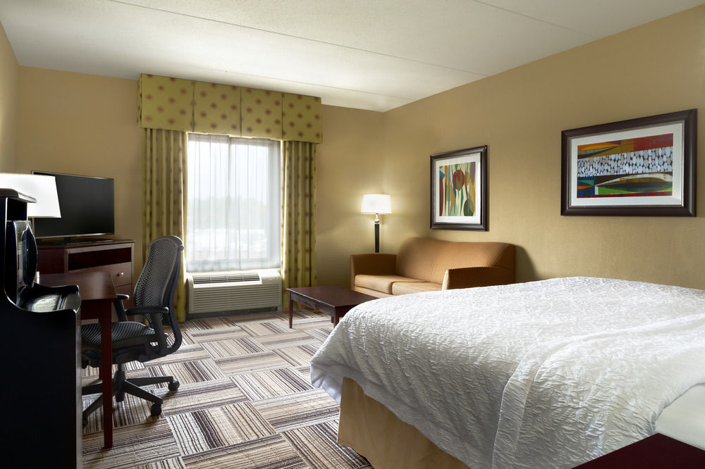 Hampton Inn & Suites Birmingham Airport Area Irondale Buitenkant foto