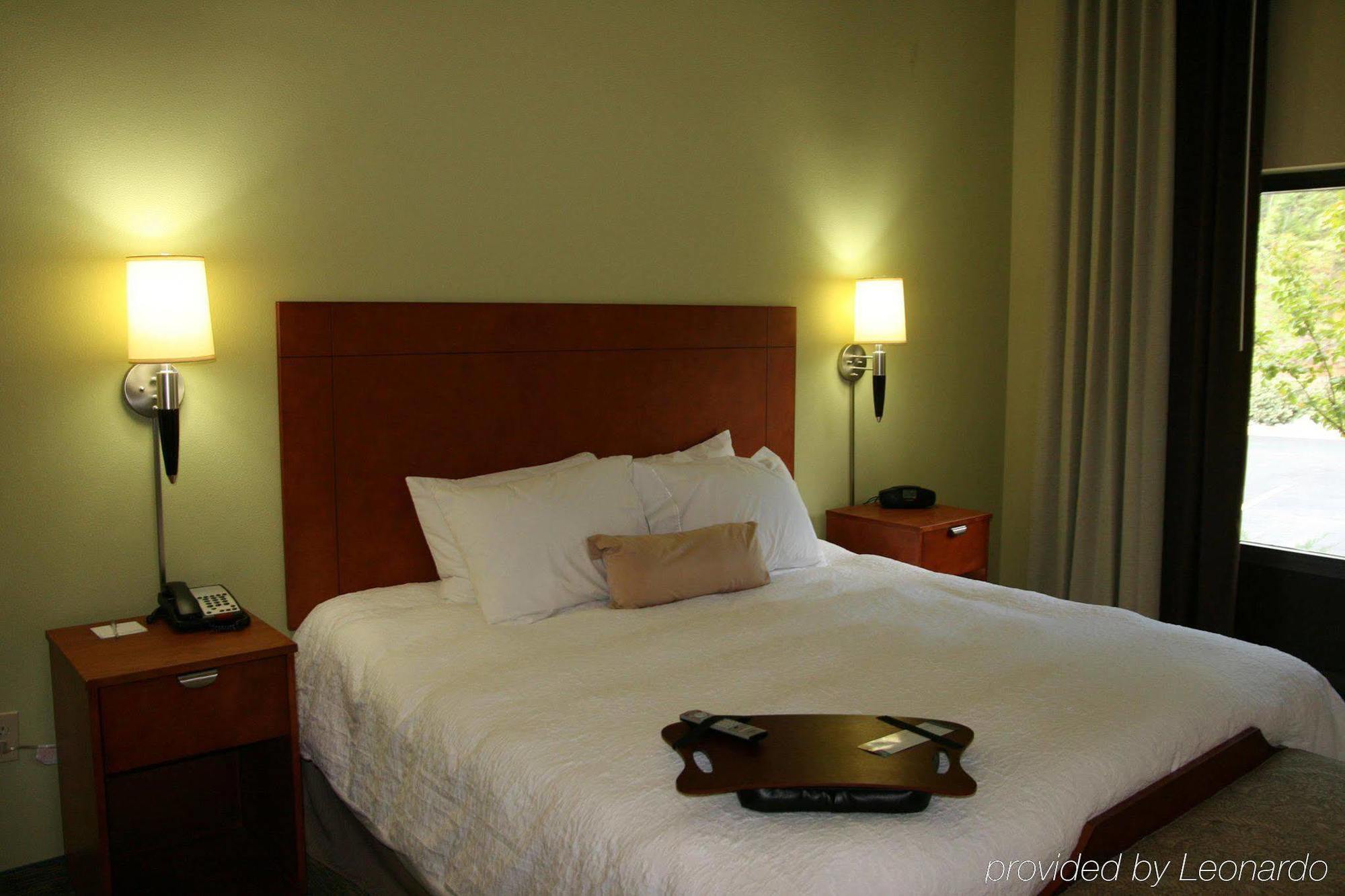 Hampton Inn & Suites Birmingham Airport Area Irondale Kamer foto